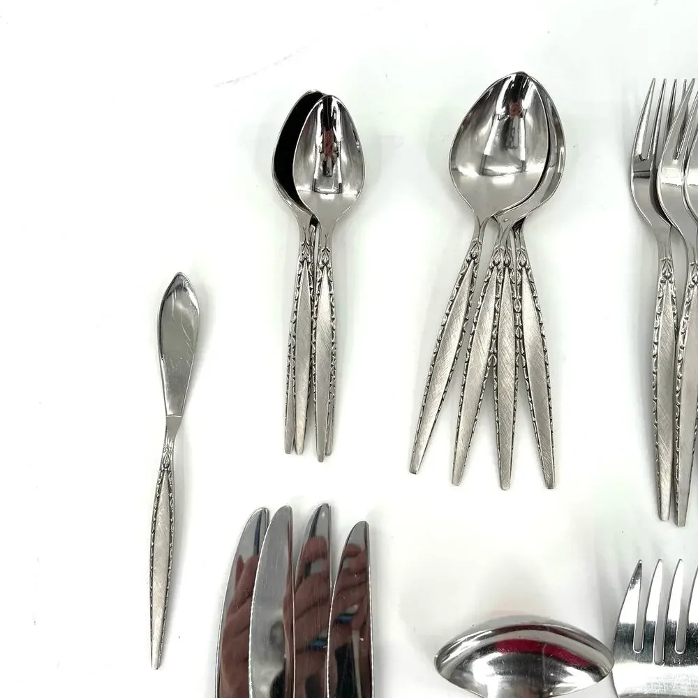 Oneida Community Stainless Venetia flatware set. Serving spoons